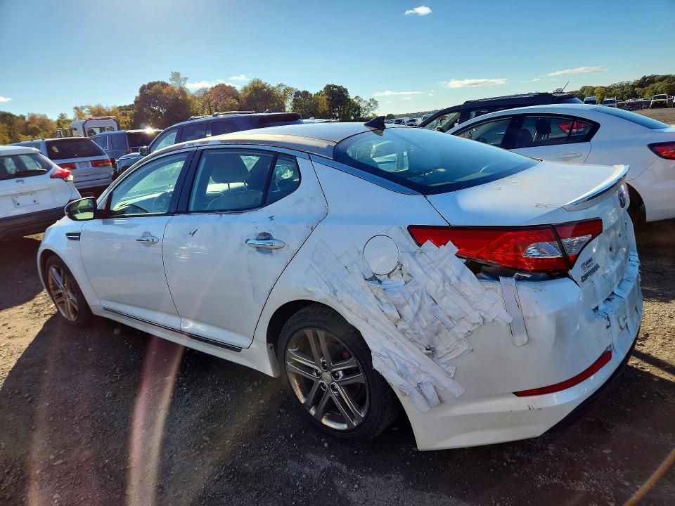 Photo 2 from auction – 2013 KIA OPTIMA with VIN 5XXGR4A67DG112068