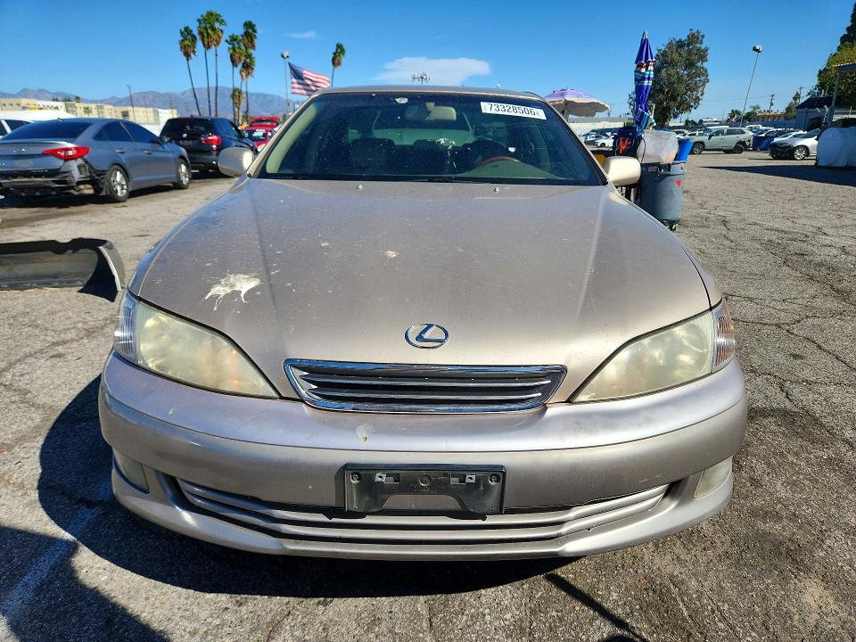 Фото 5 с аукциона – 2001 LEXUS ES с VIN JT8BF28G310303360