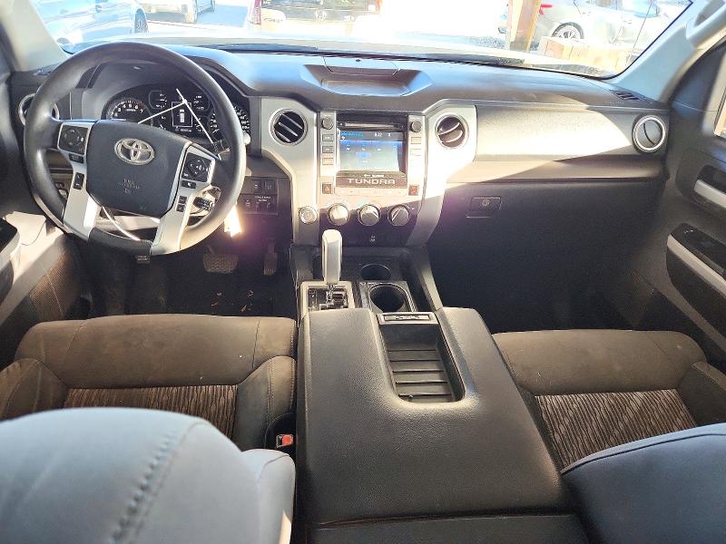 Снимка 8 от търг – 2018 TOYOTA TUNDRA с VIN 5TFUY5F18JX770057