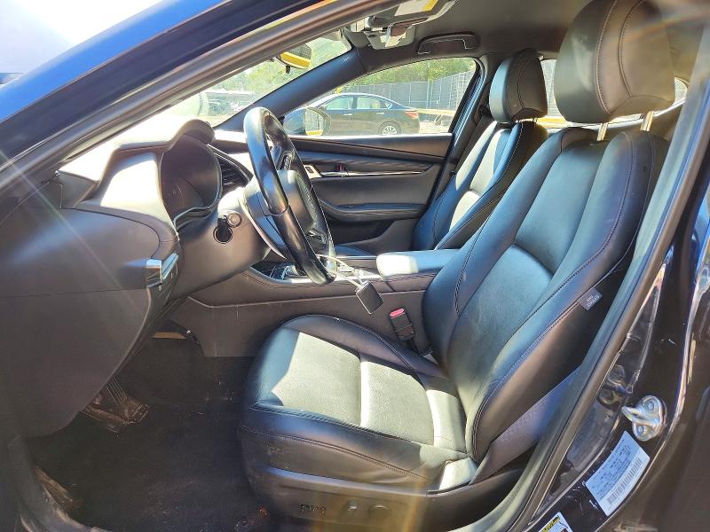 Photo 7 from auction – 2019 MAZDA 3 with VIN JM1BPAMM3K1118077