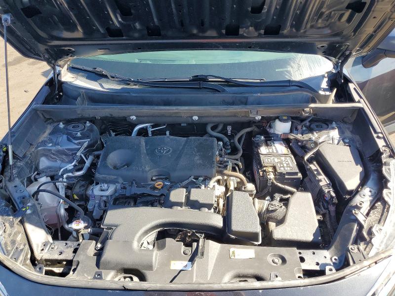 Zdjęcie 12 z aukcji – 2022 TOYOTA RAV4 z VIN 2T3P1RFV8NC282279