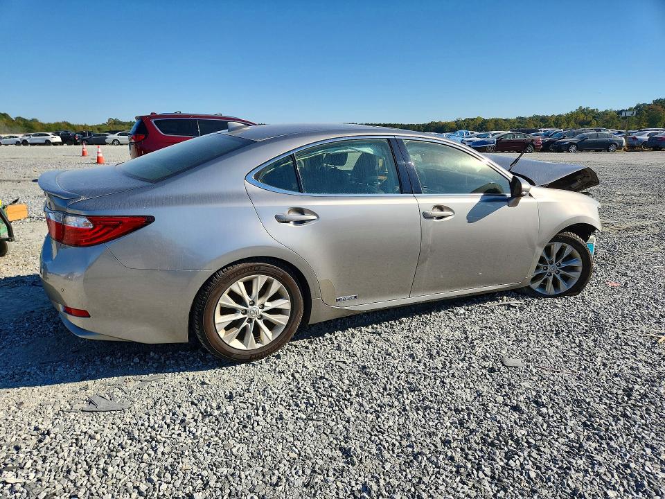 Снимка 3 от търг – 2015 LEXUS ES с VIN JTHBW1GG2F2095320