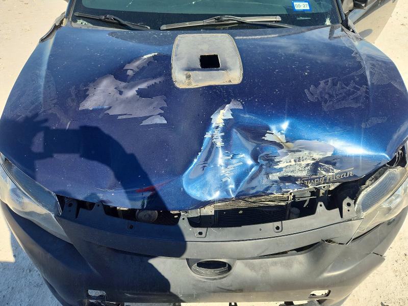 Снимка 11 от търг – 2013 SCION TC с VIN JTKJF5C78D3050876