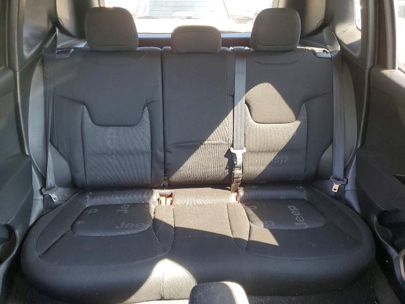 Photo 10 from auction – 2016 JEEP RENEGADE with VIN ZACCJAAT1GPD70578