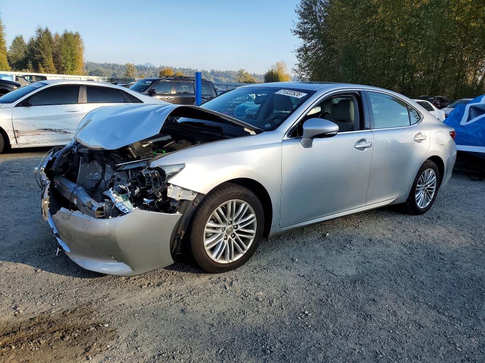 LEXUS ES 2013 с VIN JTHBK1GG4D2083954 - Фото с аукциона