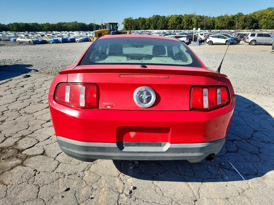 Снимка 6 от търг – 2010 FORD MUSTANG с VIN 1ZVBP8AN6A5108220