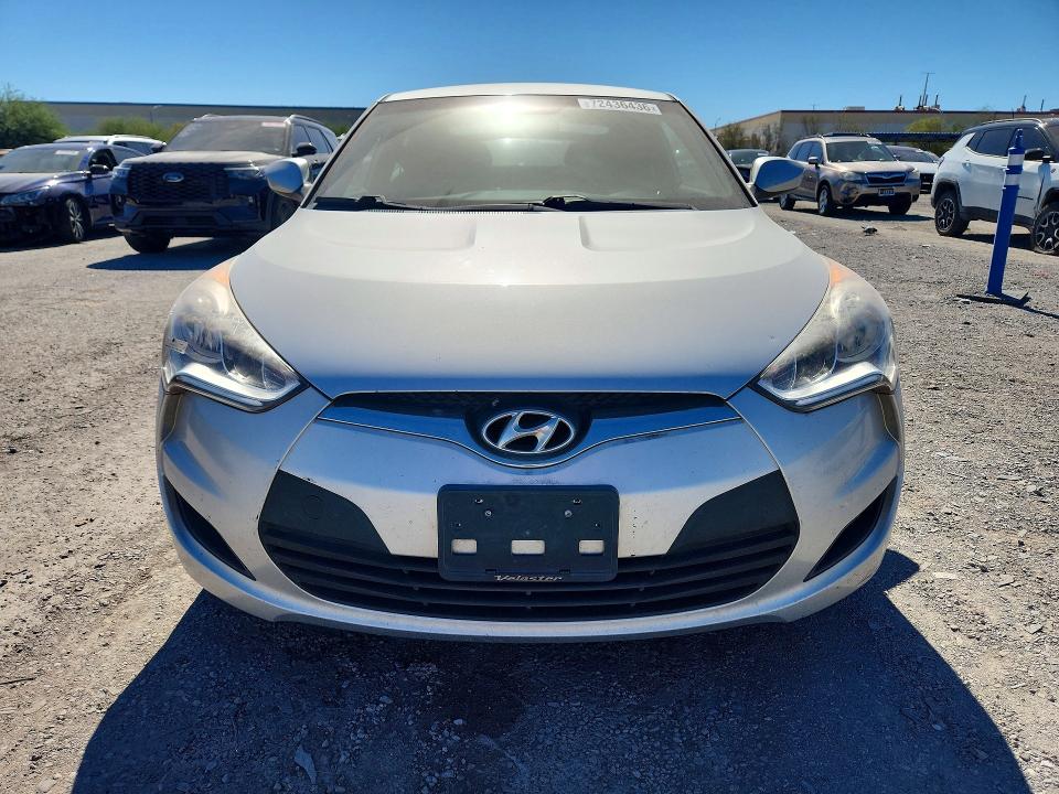 Photo 5 from auction – 2016 HYUNDAI VELOSTER with VIN KMHTC6AD3GU269939