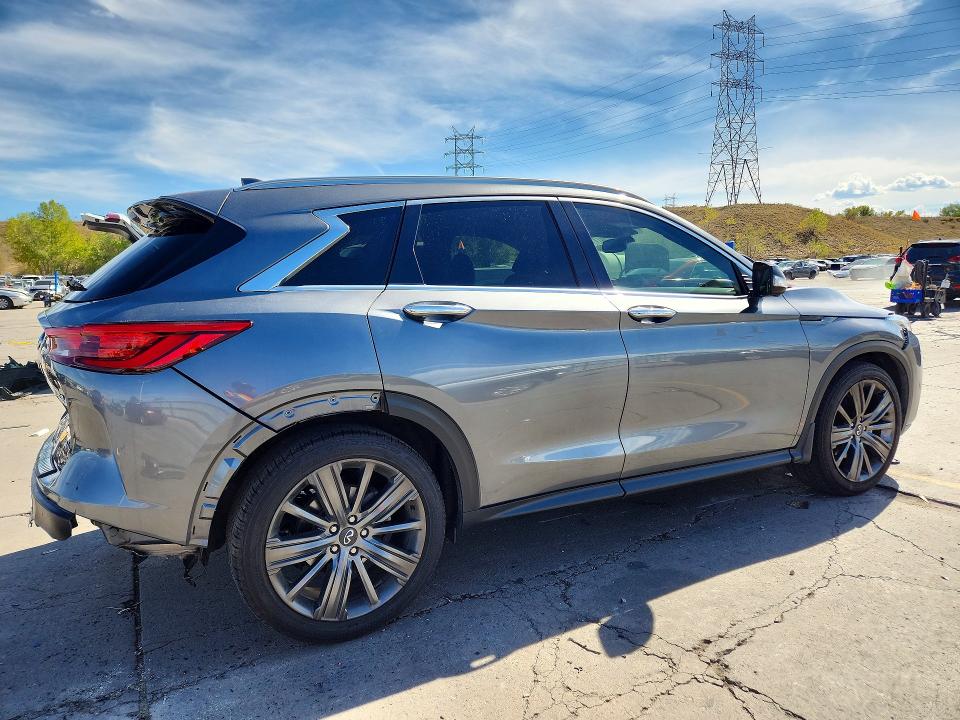 Снимка 3 от търг – 2020 INFINITI QX50 с VIN 3PCAJ5M30LF113908