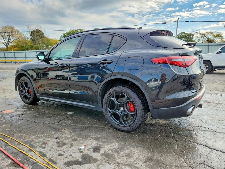 Photo 2 from auction – 2018 ALFA ROMEO STELVIO with VIN ZASFAKPN3J7B69367