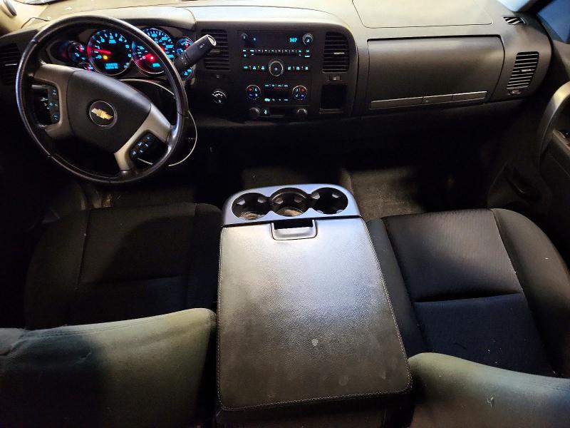 Photo 8 from auction – 2011 CHEVROLET SILVERADO with VIN 1GCRKSE3XBZ430746