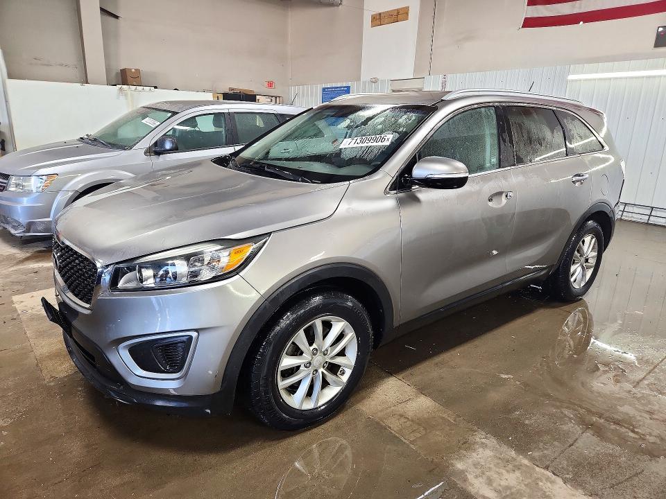 صورة رقم 1 من المزاد - 2017 KIA SORENTO مع VIN 5XYPG4A56HG231504