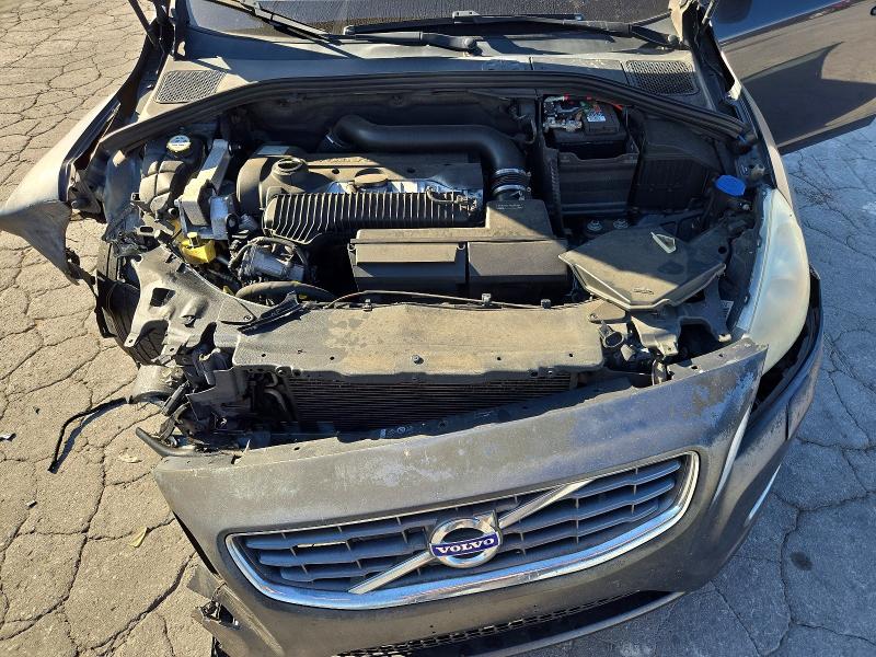 Foto 11 de la subasta – 2013 VOLVO S60 con VIN YV1612FS1D1212718