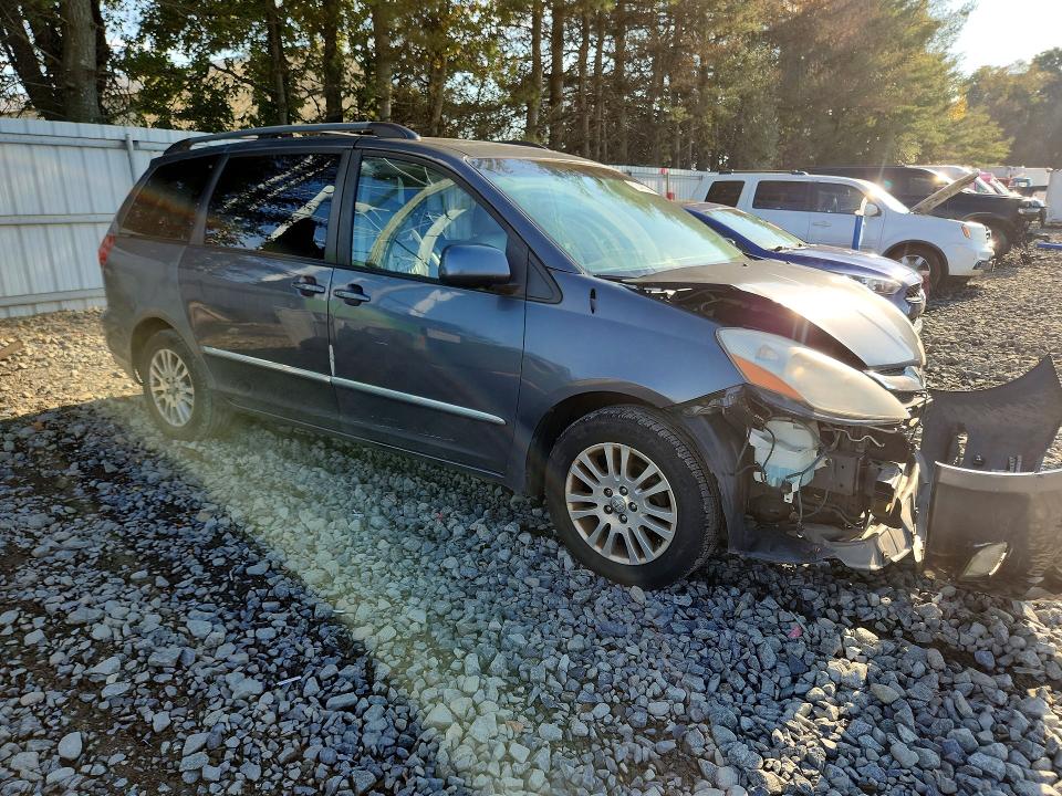 Снимка 4 от търг – 2007 TOYOTA SIENNA с VIN 5TDZK22CX7S089751