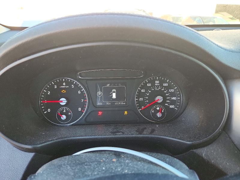 Снимка 9 от търг – 2018 KIA SORENTO с VIN 5XYPGDA35JG381527