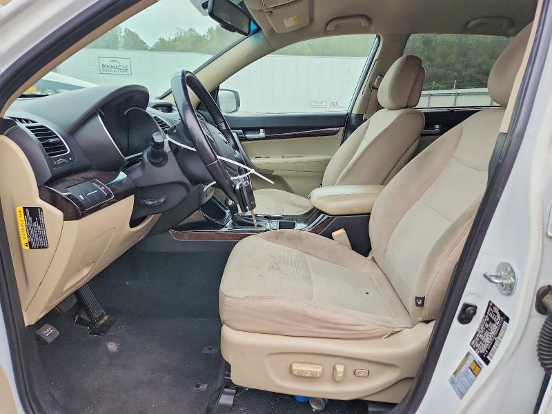 Снимка 7 от търг – 2014 KIA SORENTO с VIN 5XYKT4A7XEG529718