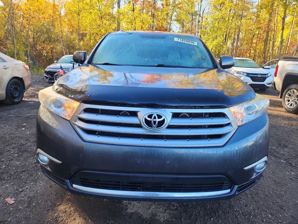 Снимка 5 от търг – 2013 TOYOTA HIGHLANDER с VIN 5TDZA3EH3DS043237