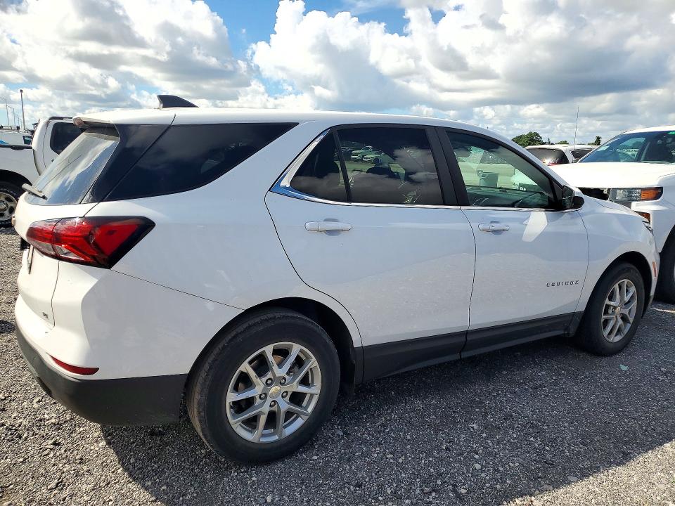 Снимка 3 от търг – 2023 CHEVROLET EQUINOX с VIN 3GNAXKEG0PS193858