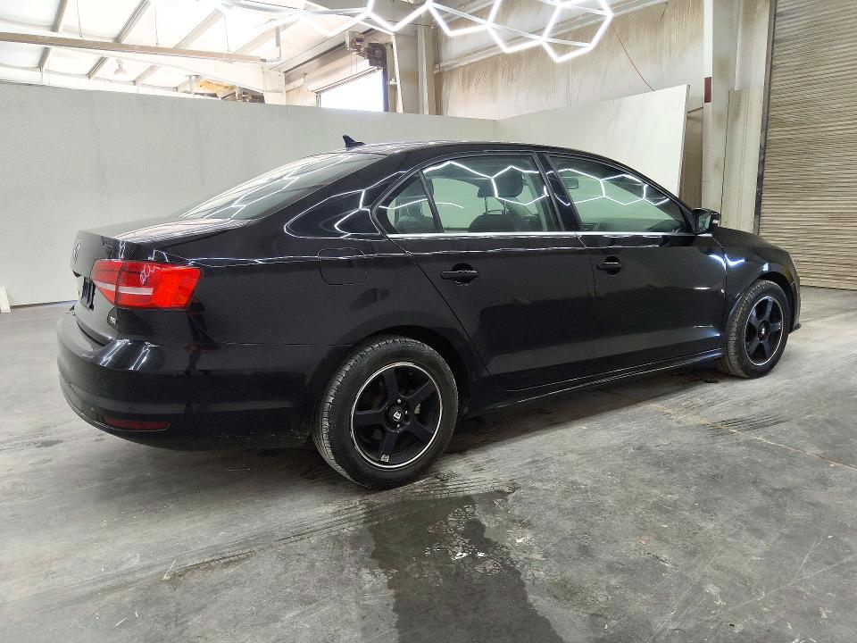 Photo 3 from auction – 2015 VOLKSWAGEN JETTA with VIN 3VWD17AJ3FM404699