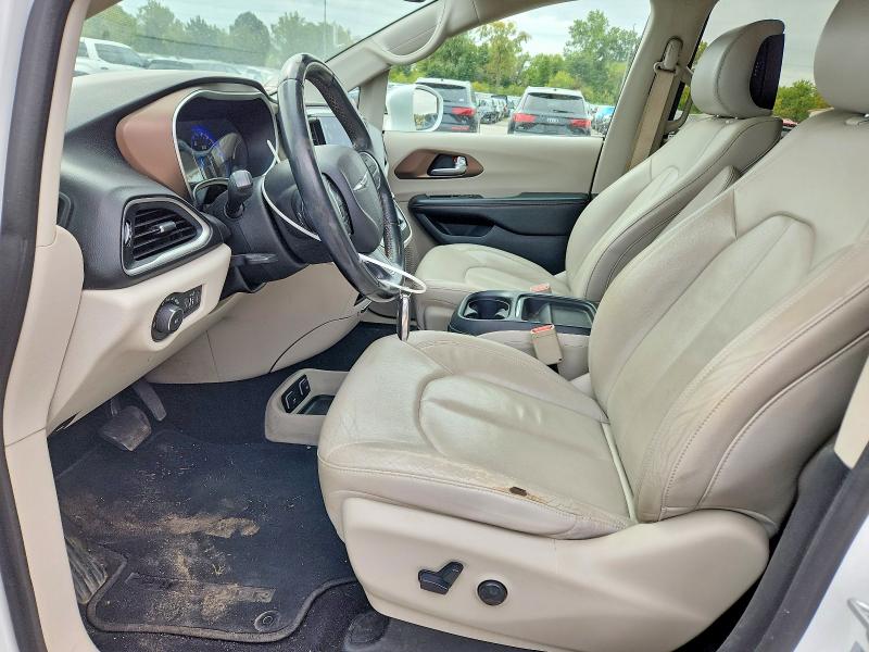 Снимка 7 от търг – 2017 CHRYSLER PACIFICA с VIN 2C4RC1BG4HR729960