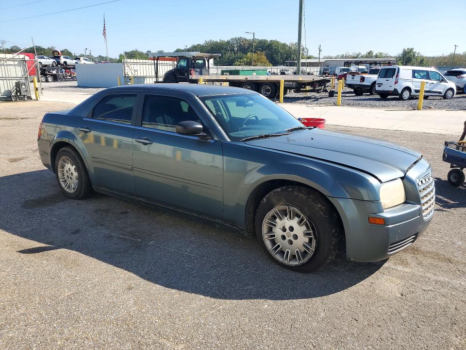 Foto 4 de la subasta – 2005 CHRYSLER 300 con VIN 2C3JA43R15H104040