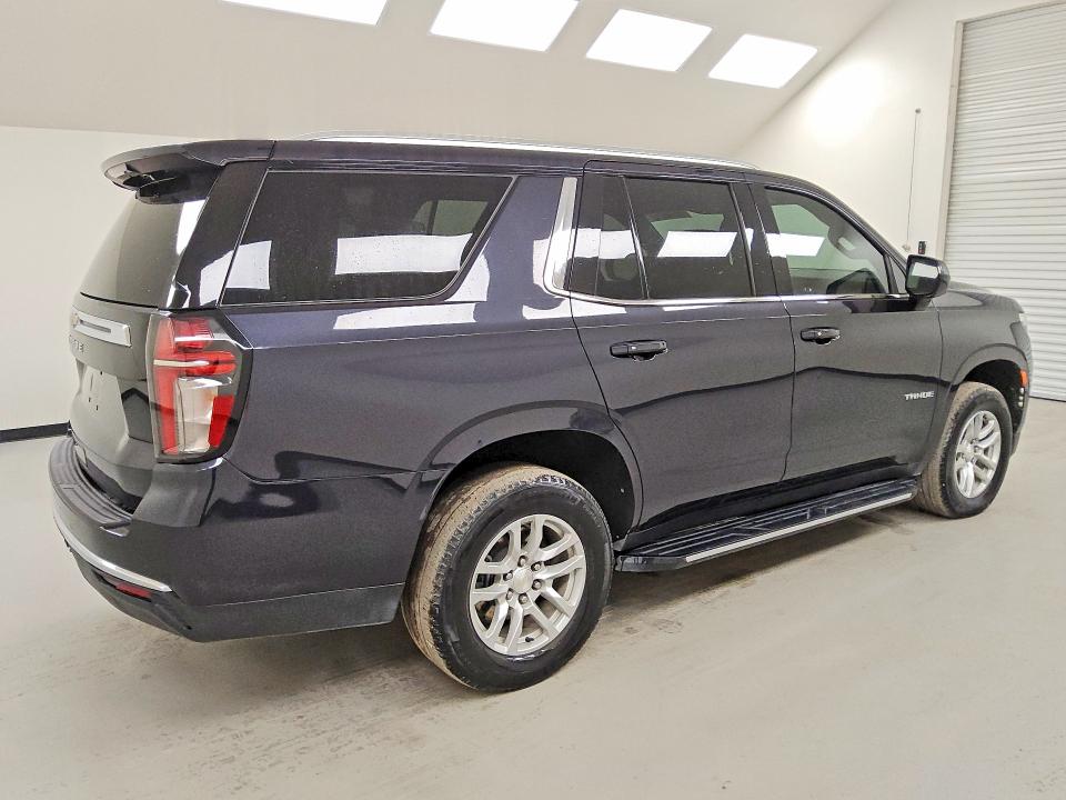 Photo 3 from auction – 2023 CHEVROLET TAHOE with VIN 1GNSCMKD2PR391107