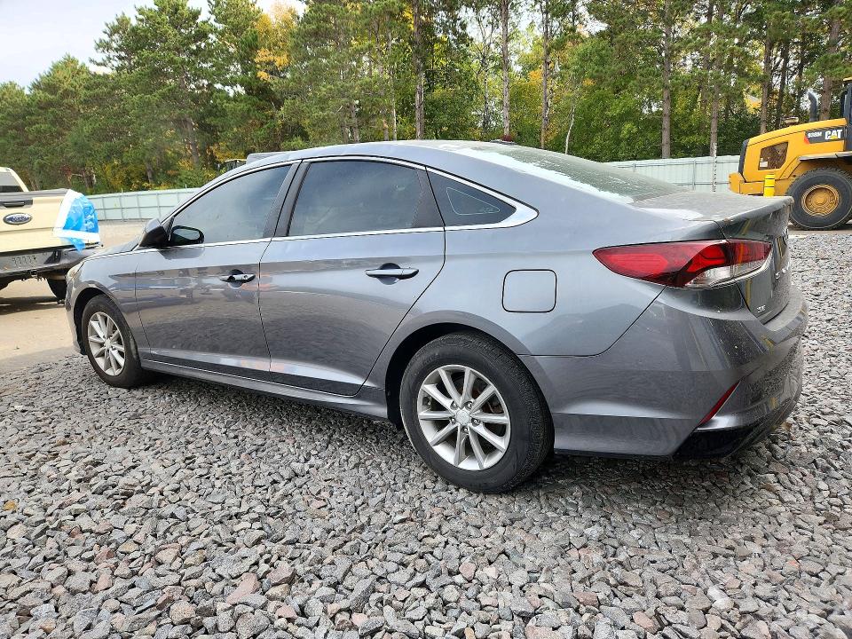 Photo 2 from auction – 2018 HYUNDAI SONATA with VIN 5NPE24AF8JH668983