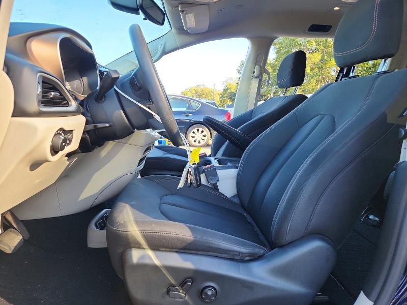 Снимка 7 от търг – 2018 CHRYSLER PACIFICA с VIN 2C4RC1FG2JR129017
