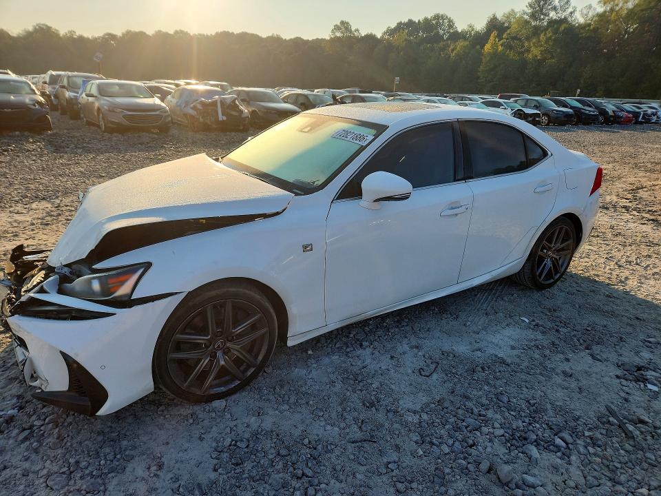 LEXUS IS 2020 с VIN JTHGA1D25L5100954 - Снимка от търг