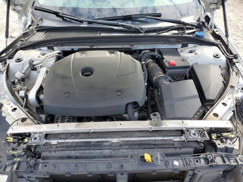 صورة رقم 11 من المزاد - 2019 VOLVO S60 مع VIN 7JRA22TK7KG015601