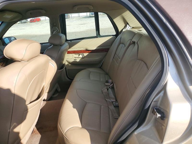 Снимка 10 от търг – 2000 MERCURY GRAND MARQUIS с VIN 2MEFM75W5YX712228
