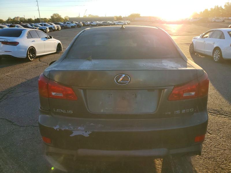 صورة رقم 6 من المزاد - 2008 LEXUS IS مع VIN JTHCK262X85025965