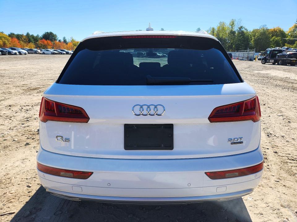 Снимка 6 от търг – 2018 AUDI Q5 с VIN WA1CNAFY7J2199940