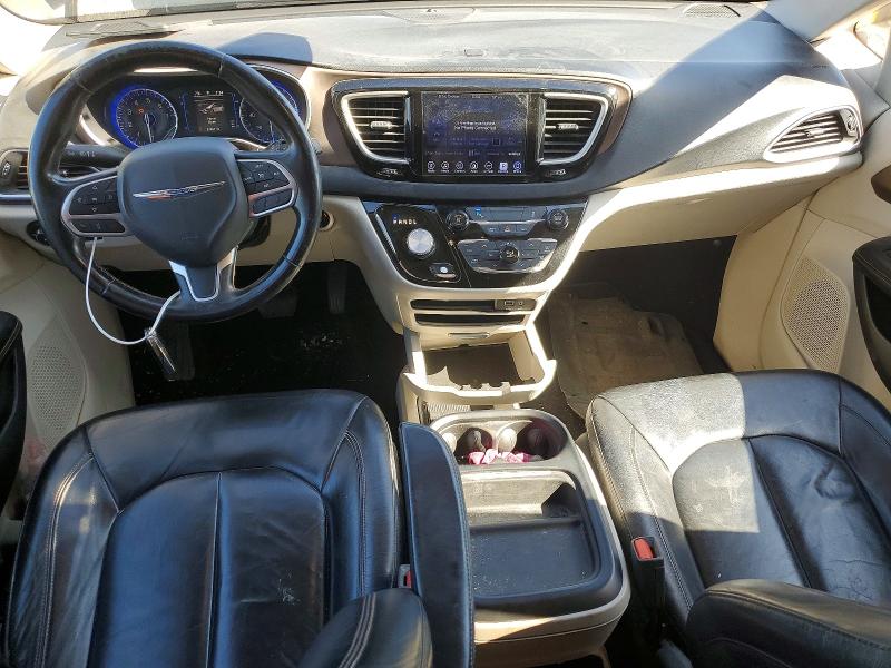 Photo 8 from auction – 2017 CHRYSLER PACIFICA with VIN 2C4RC1BGXHR507083