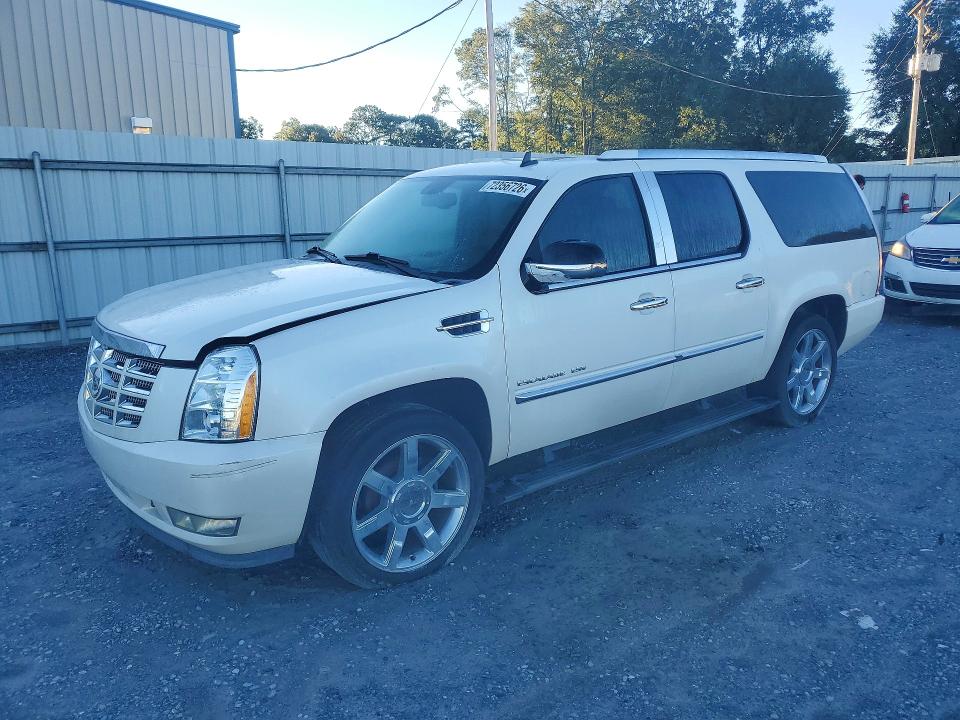2011 CADILLAC ESCALADE - Търг №72356726