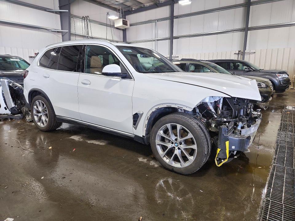 Снимка 4 от търг – 2025 BMW X5 с VIN 5UX23EU08S9W48030