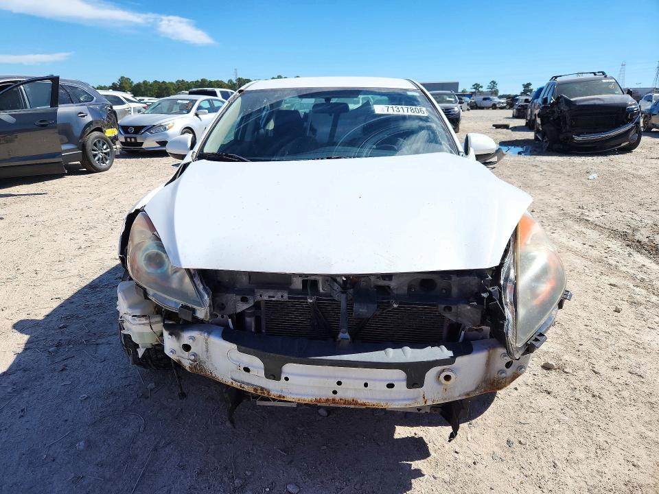 Снимка 5 от търг – 2013 MAZDA 3 с VIN JM1BL1UP9D1833924