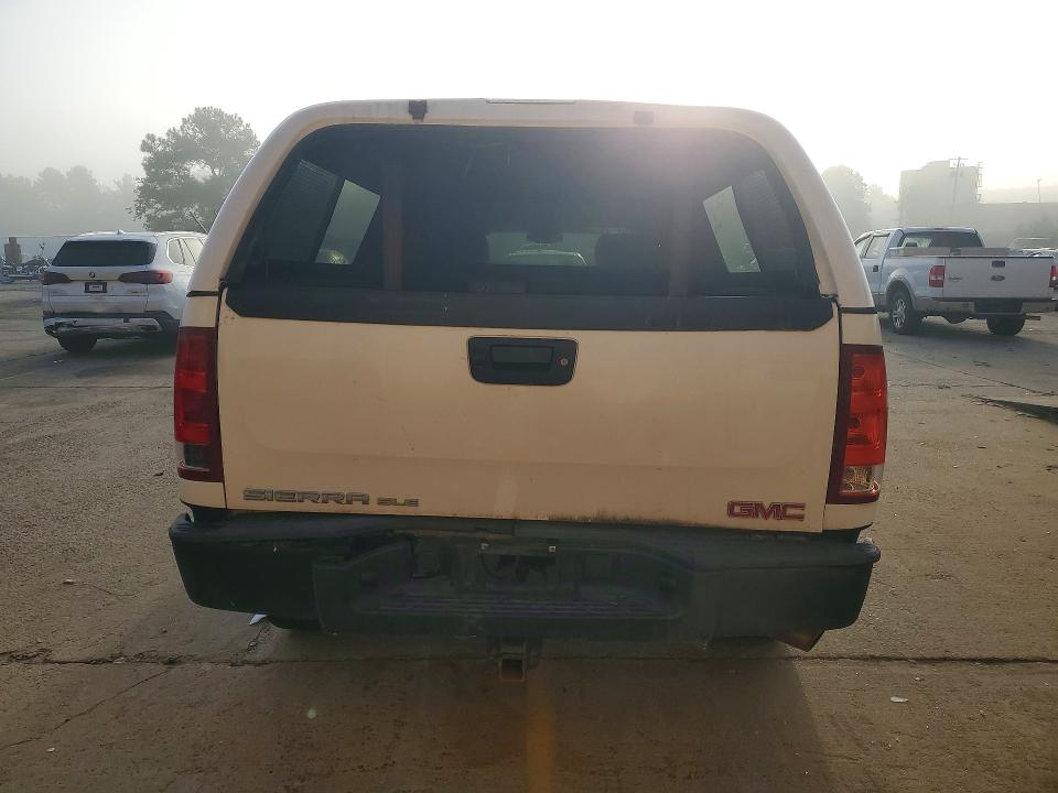 Снимка 6 от търг – 2010 GMC SIERRA с VIN 3GTRKVE33AG187099