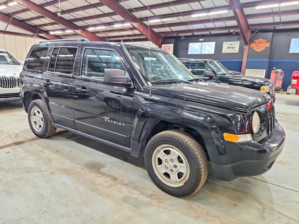 Foto 4 de la subasta – 2017 JEEP PATRIOT con VIN 1C4NJRBBXHD142124