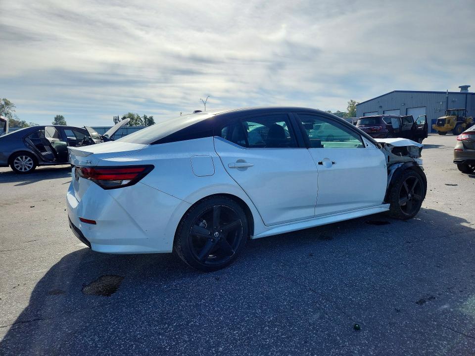 Снимка 3 от търг – 2021 NISSAN SENTRA с VIN 3N1AB8DV0MY280522