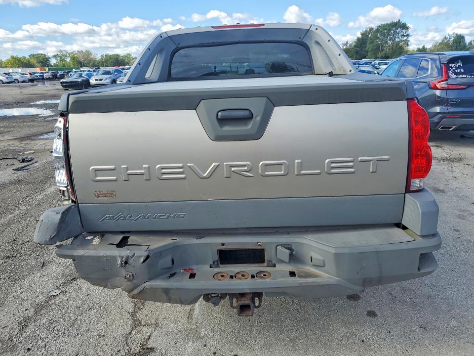 Zdjęcie 6 z aukcji – 2002 CHEVROLET AVALANCHE z VIN 3GNEK13T82G226868