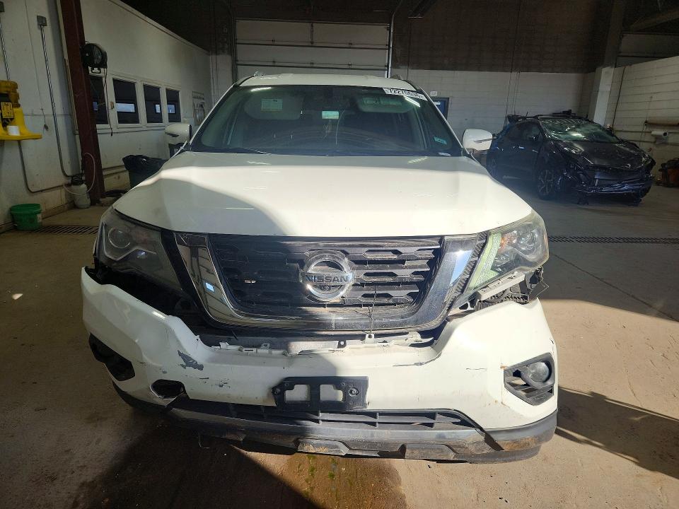 Photo 5 from auction – 2019 NISSAN PATHFINDER with VIN 5N1DR2MN7KC612105