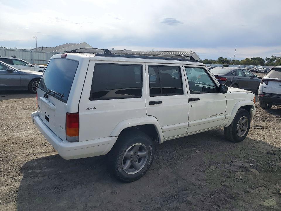 Photo 3 from auction – 1998 JEEP CHEROKEE with VIN 1J4FJ68S9WL258177