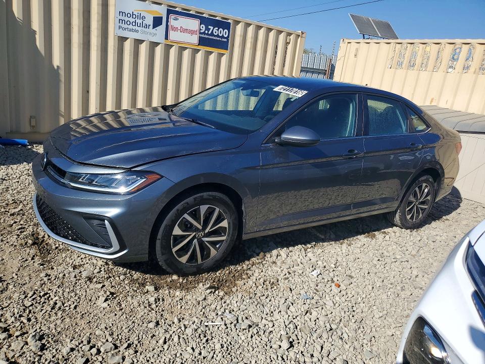 VOLKSWAGEN JETTA 2025 с VIN 3VW5X7BU9SM055960 - Снимка от търг