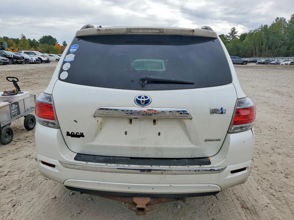 Photo 6 from auction – 2013 TOYOTA HIGHLANDER with VIN JTEDC3EH5D2013860