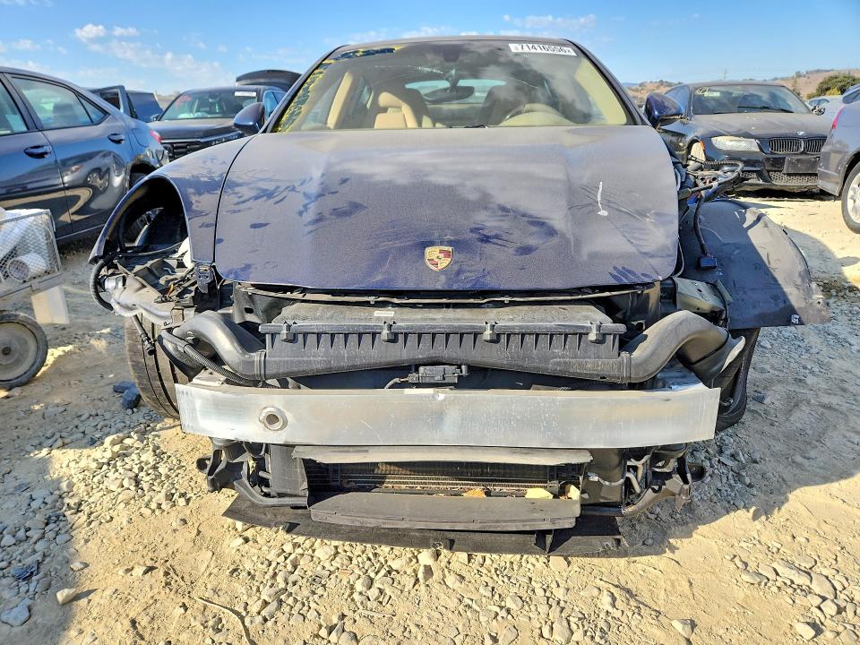 Photo 5 from auction – 2012 PORSCHE PANAMERA with VIN WP0AB2A77CL060981