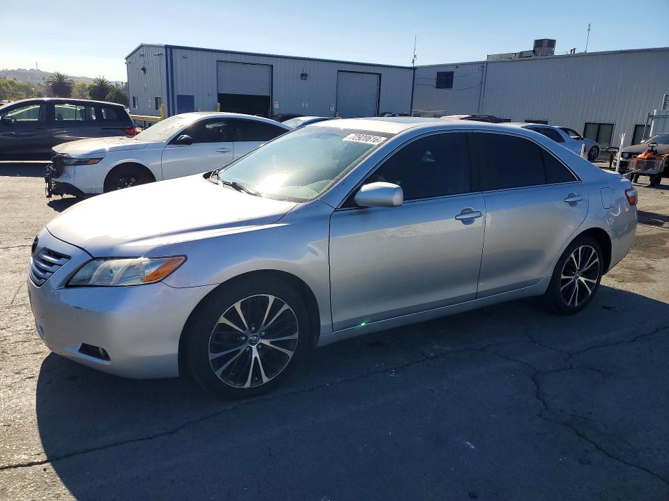 Снимка 1 от търг – 2008 TOYOTA CAMRY с VIN 4T1BK46K78U563730