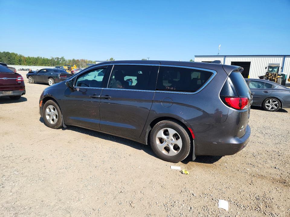 Фото 2 с аукциона – 2017 CHRYSLER PACIFICA с VIN 2C4RC1CGXHR657631
