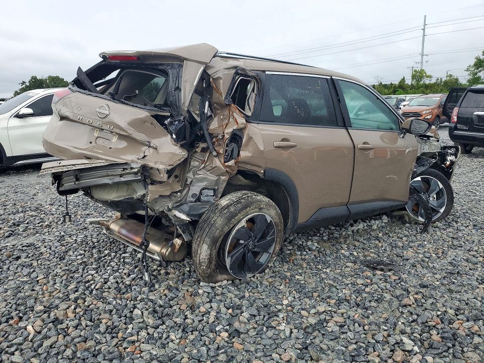 Снимка 3 от търг – 2025 NISSAN ROGUE с VIN 5N1BT3BB8SC770492