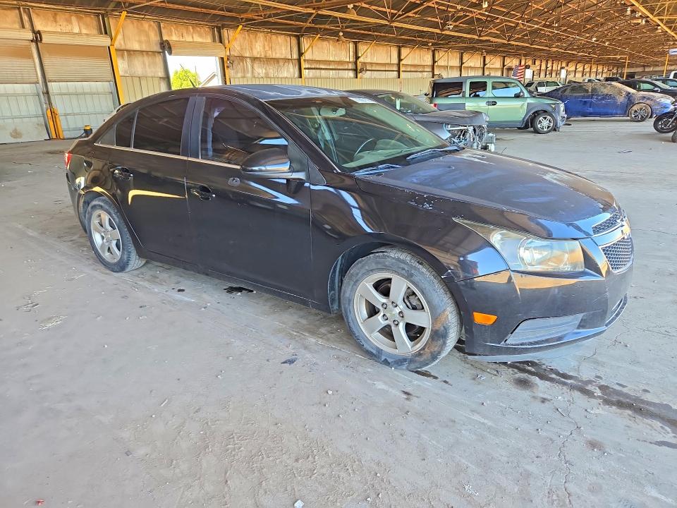 Photo 4 from auction – 2014 CHEVROLET CRUZE with VIN 1G1PC5SB3E7485744