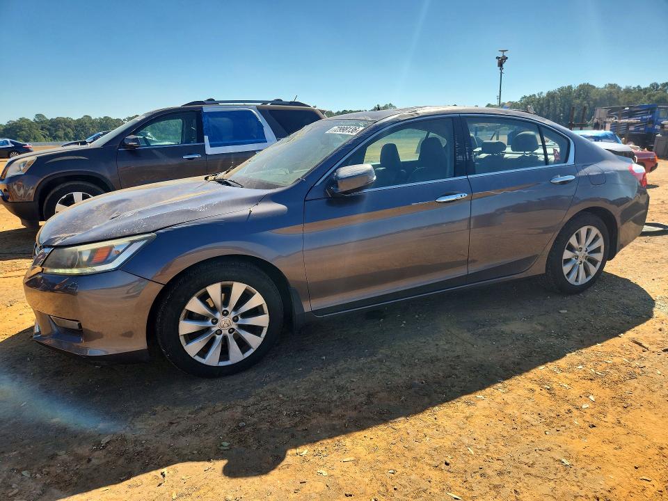 HONDA ACCORD 2015 with VIN 1HGCR3F82FA007909 - Photo from auction